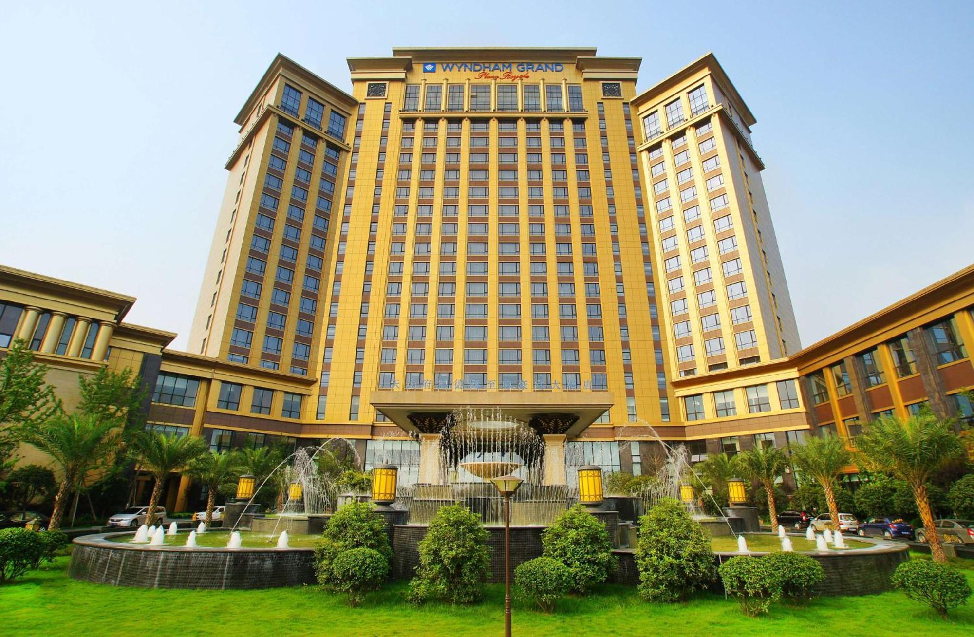 Wyndham Grand Plaza Royale Palace Csengtu Kültér fotó