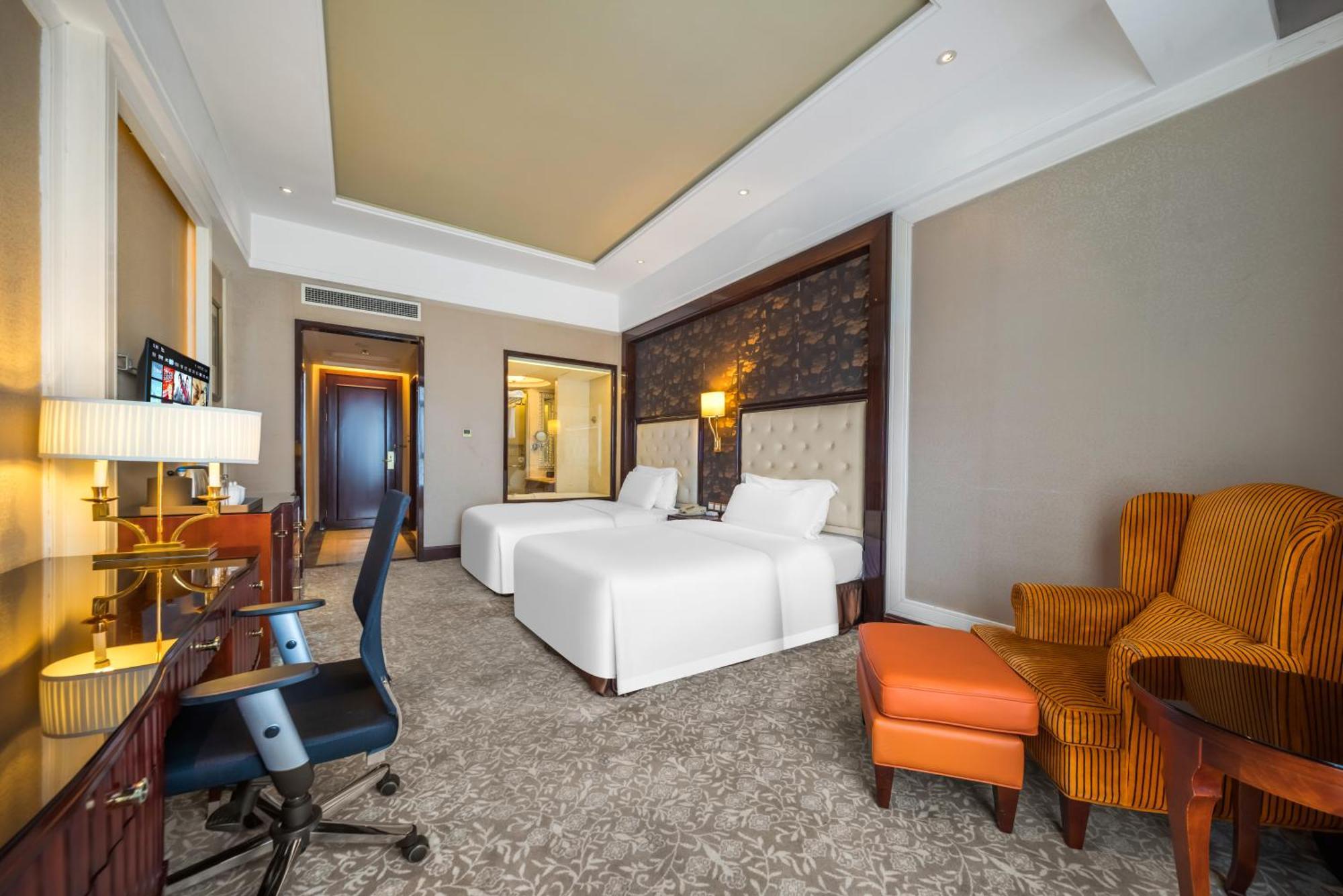 Wyndham Grand Plaza Royale Palace Csengtu Kültér fotó