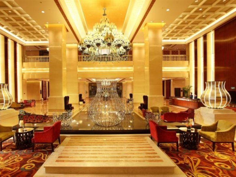 Wyndham Grand Plaza Royale Palace Csengtu Kültér fotó