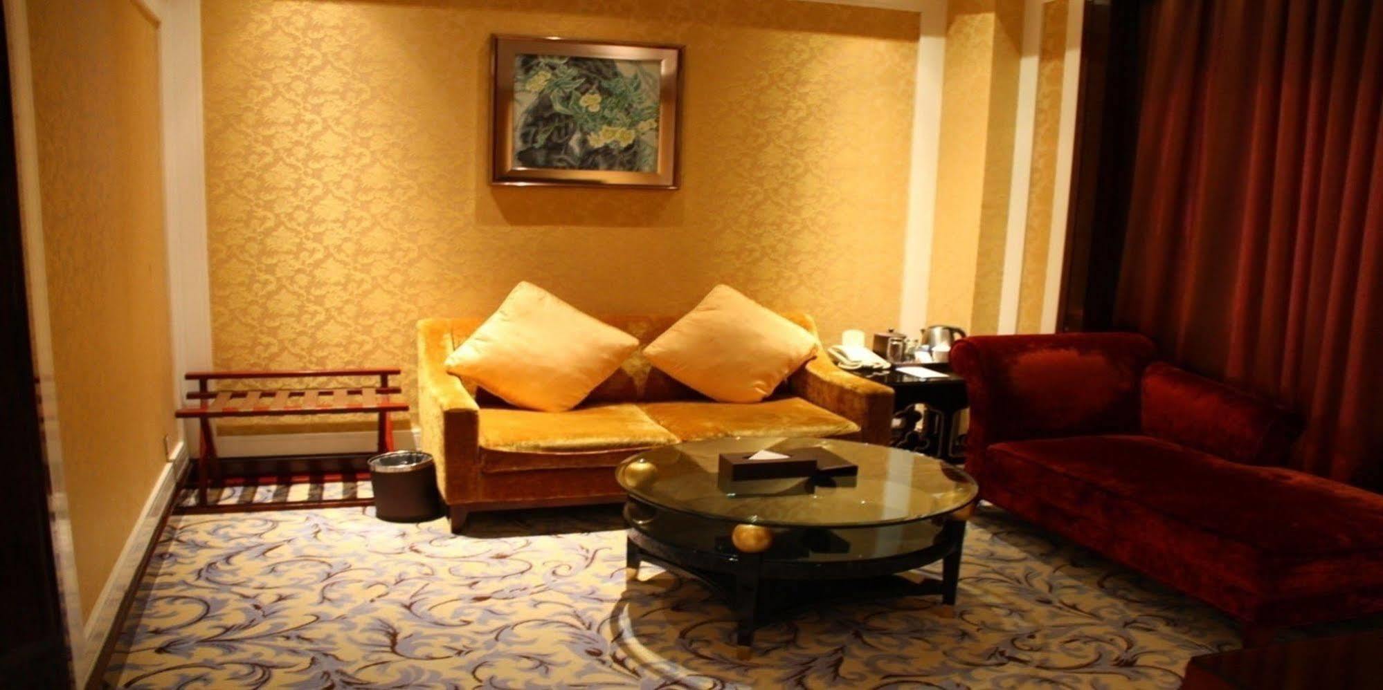Wyndham Grand Plaza Royale Palace Csengtu Kültér fotó