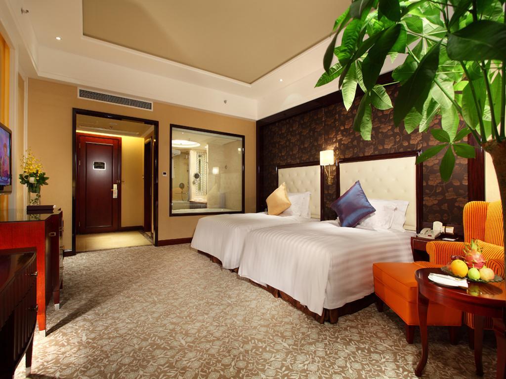 Wyndham Grand Plaza Royale Palace Csengtu Kültér fotó